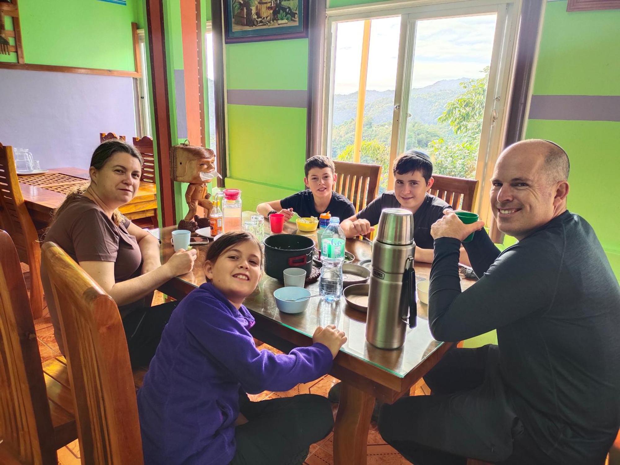 Banaue Evergreen Hostel And Restaurant Exterior photo